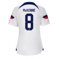 Camisa de time de futebol Estados Unidos Weston McKennie #8 Replicas 1º Equipamento Feminina Mundo 2022 Manga Curta